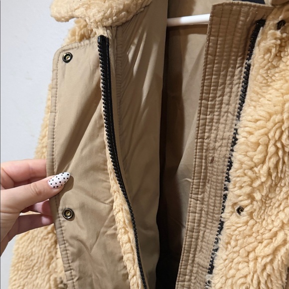 Everlane Tan Teddy Quilted Jacket - Picture 3 of 5